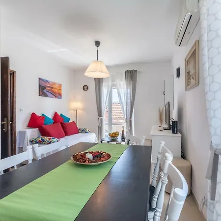 Seaview Apartment Toni * Milna (Brac)