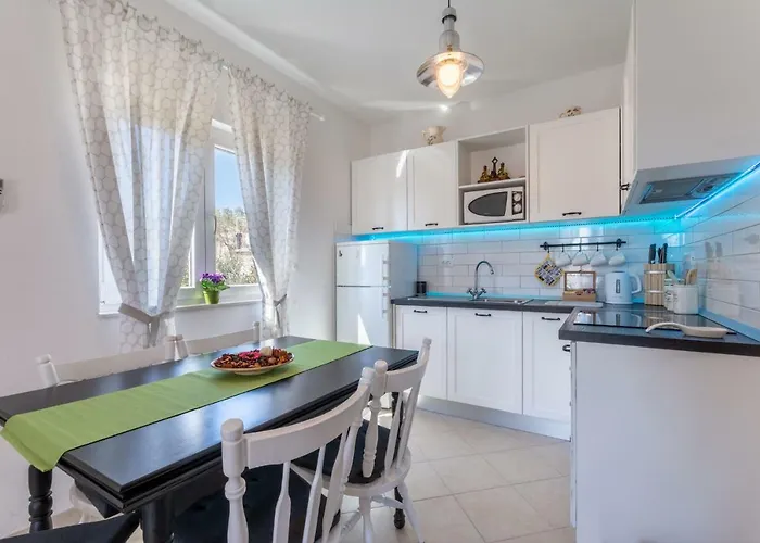 Seaview Toni Апартаменты