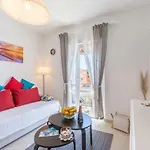 Seaview Toni Apartamento