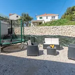 Seaview Apartment Toni