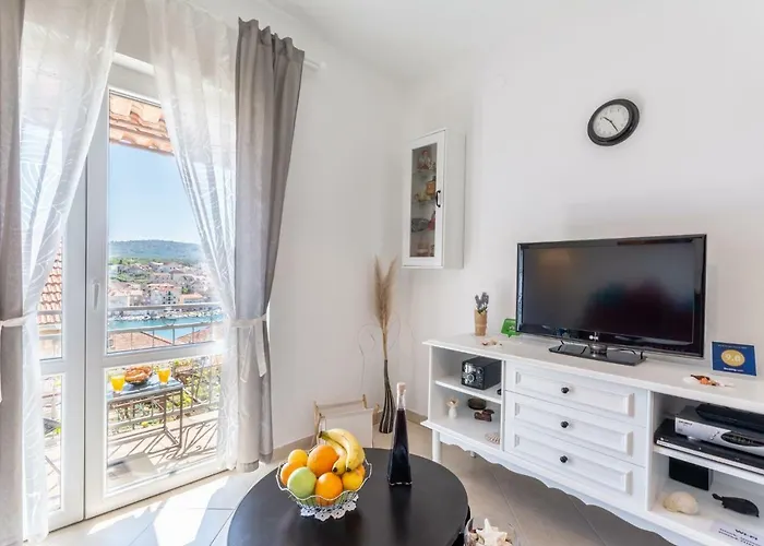 Apartment Seaview Apartment Toni *