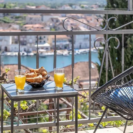 Seaview Toni Apartman *